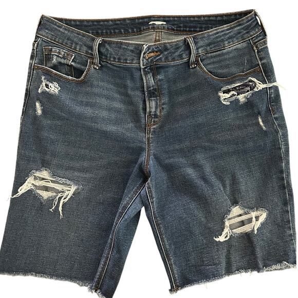 Old Navy Pants - Old Navy Bermuda Distressed Denim Shorts Blue Size 12 Mid-Rise Raw Hem